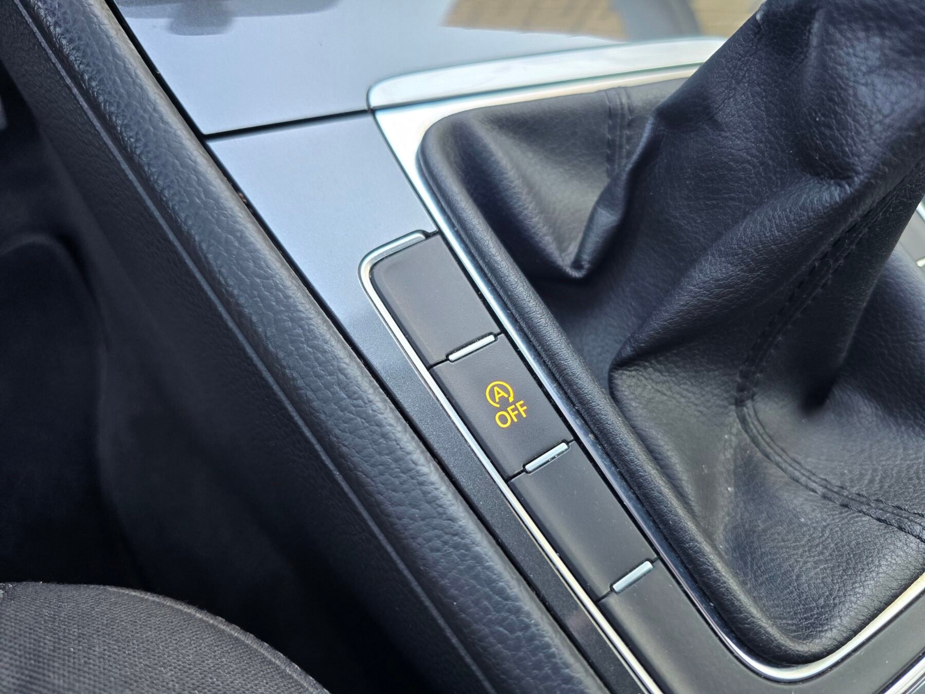 VOLKSWAGEN Golf 1.6 TDI ADVANCE 116CV