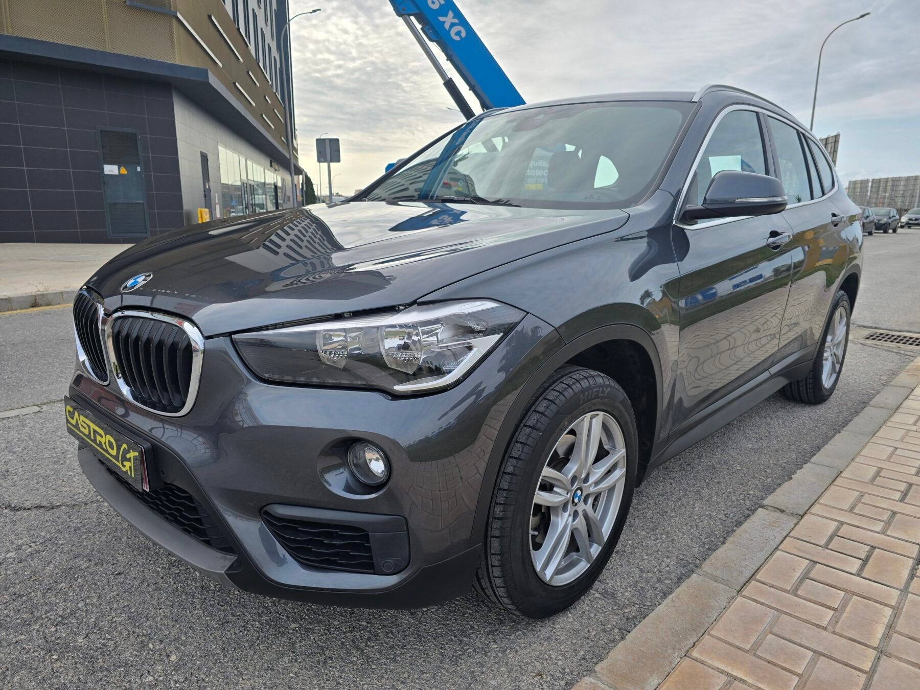 BMW X1 18i 136CV