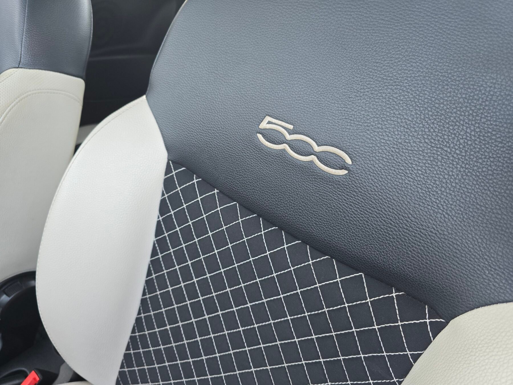 FIAT 500 DOLCEVITA 1.0 HYBRID 70CV