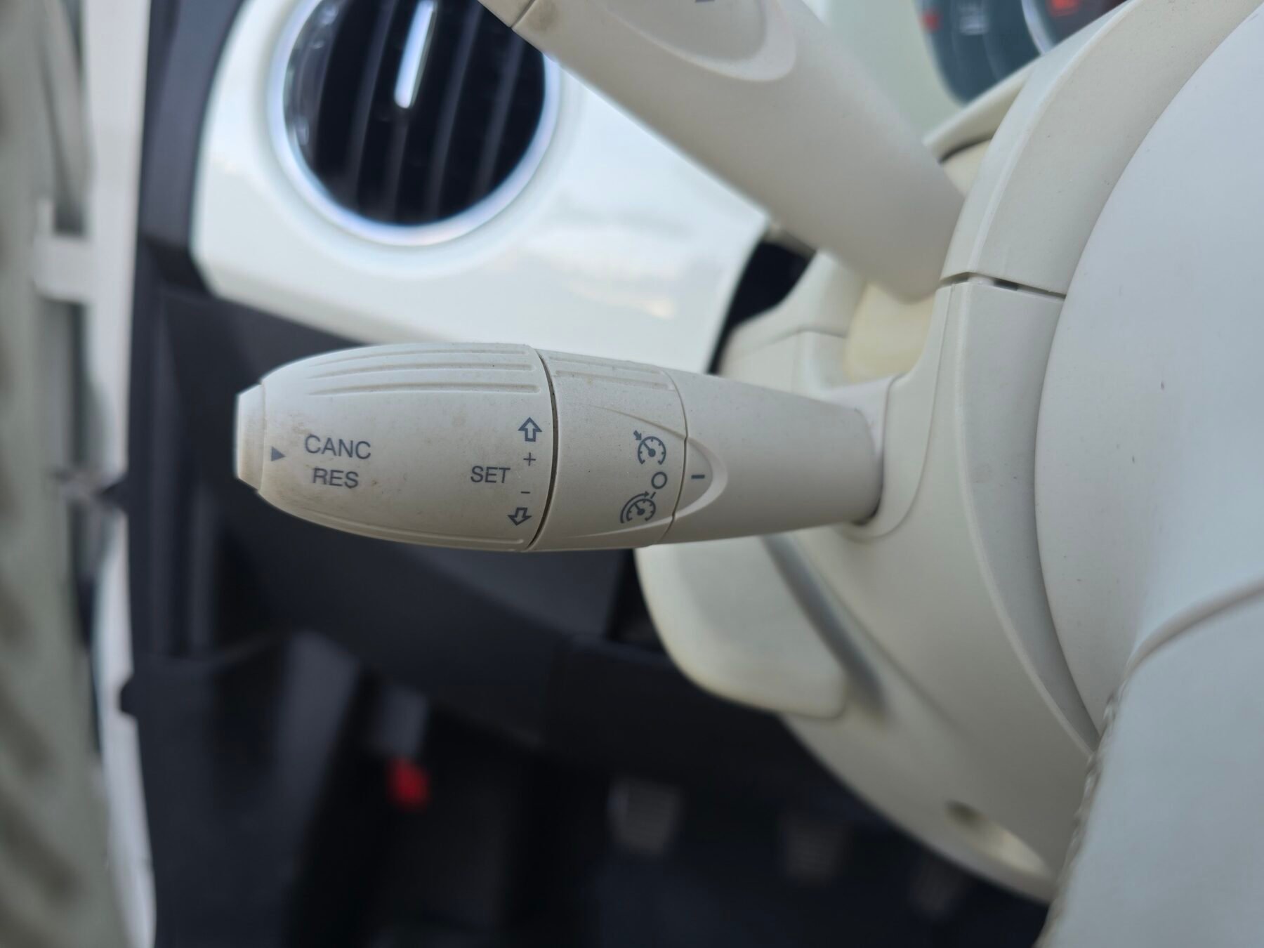 FIAT 500 DOLCEVITA 1.0 HYBRID 70CV