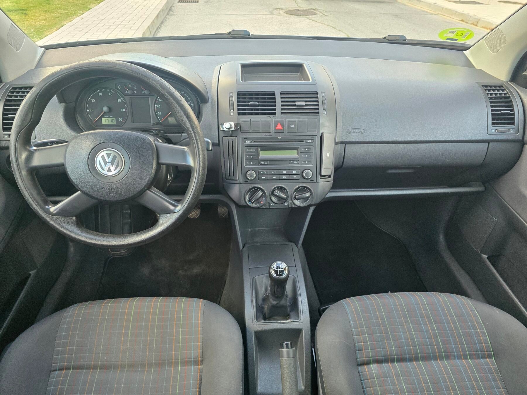 VOLKSWAGEN POLO 1.4 ADVANCE 75CV