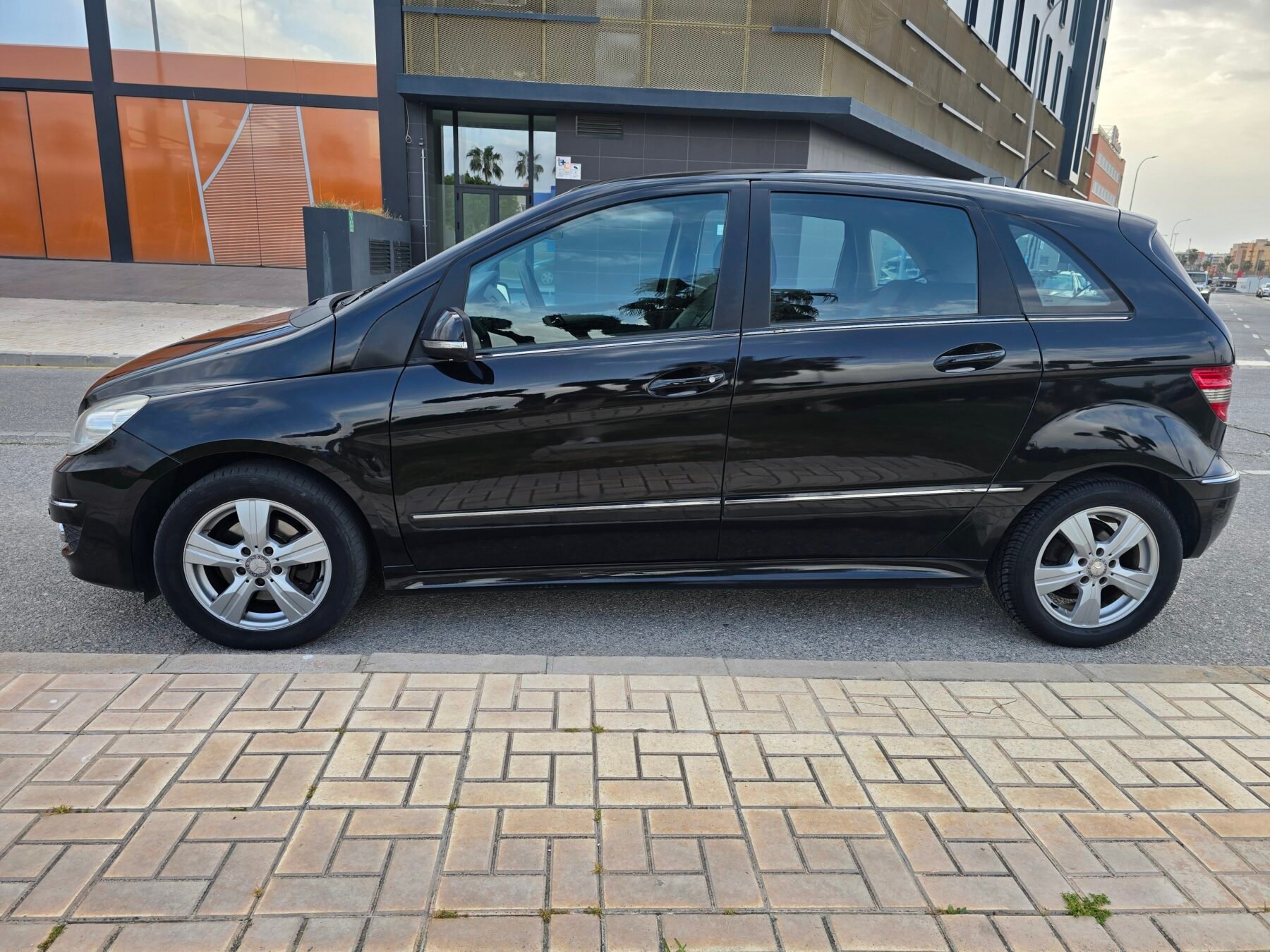 MERCEDES-BENZ CLASE B 180CDI AUTO 109CV