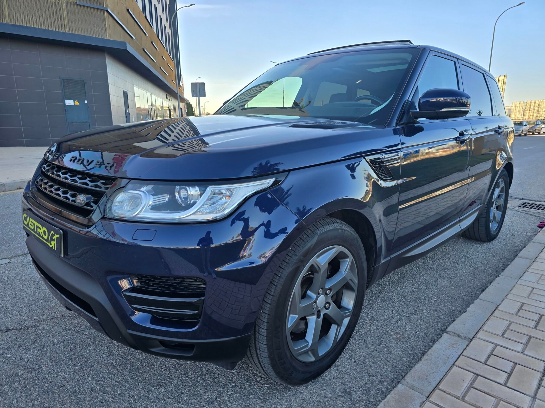 LAND-ROVER RANGE ROVER SPORT 3.0 TDV6 258CV SE