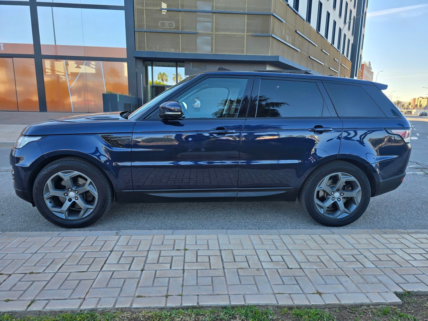 LAND-ROVER RANGE ROVER SPORT 3.0 TDV6 258CV SE