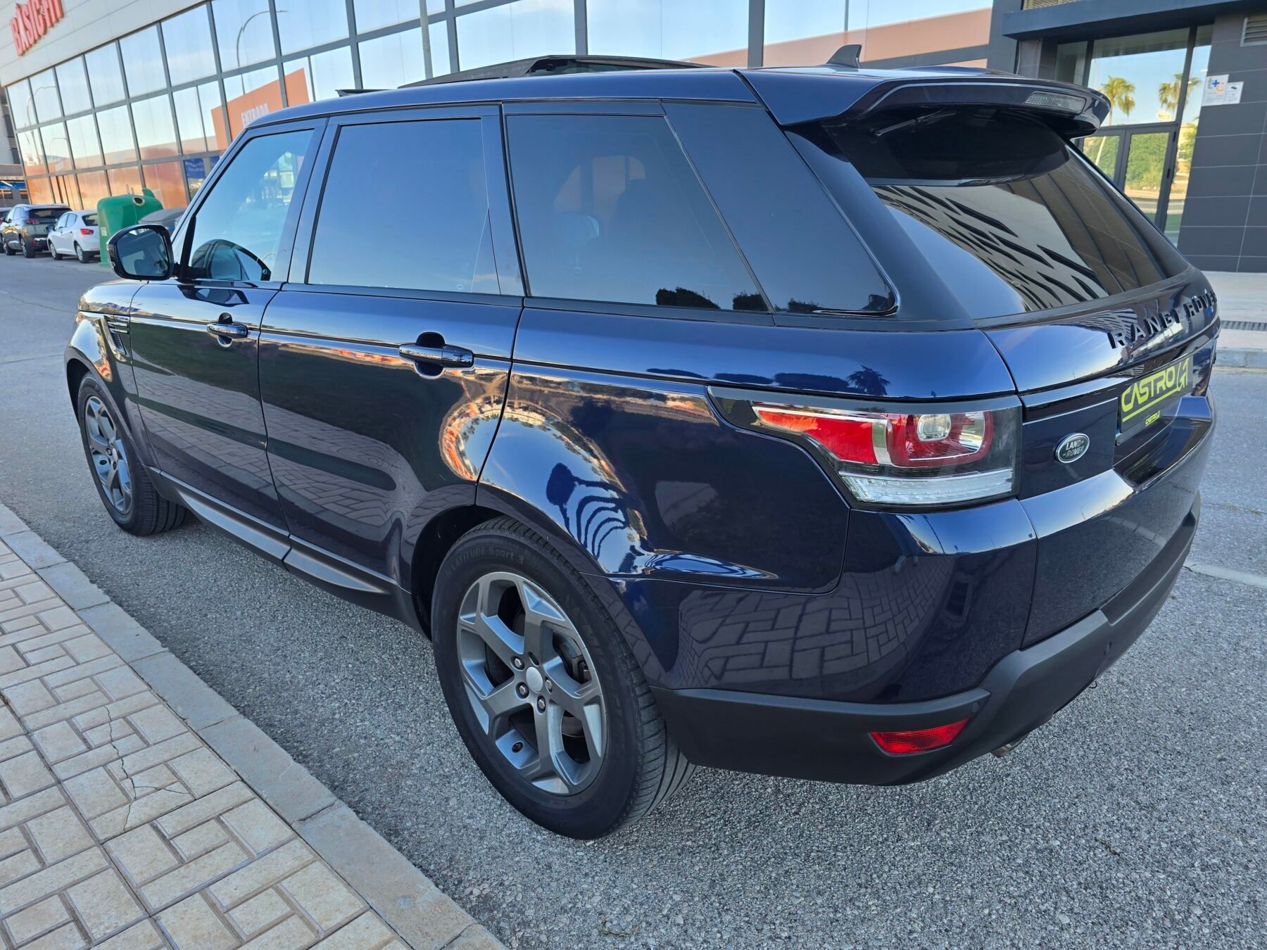 LAND-ROVER RANGE ROVER SPORT 3.0 TDV6 258CV SE