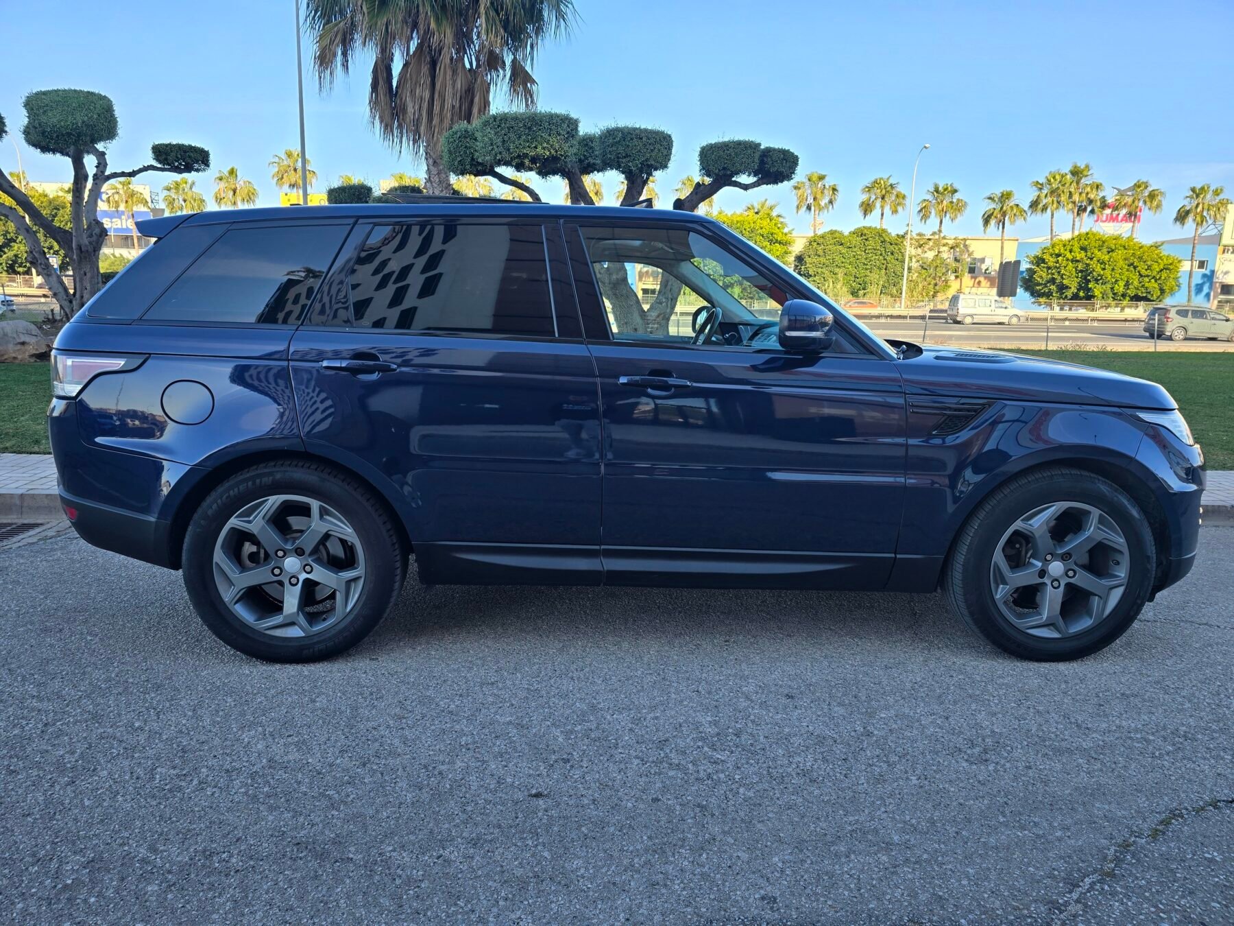 LAND-ROVER RANGE ROVER SPORT 3.0 TDV6 258CV SE