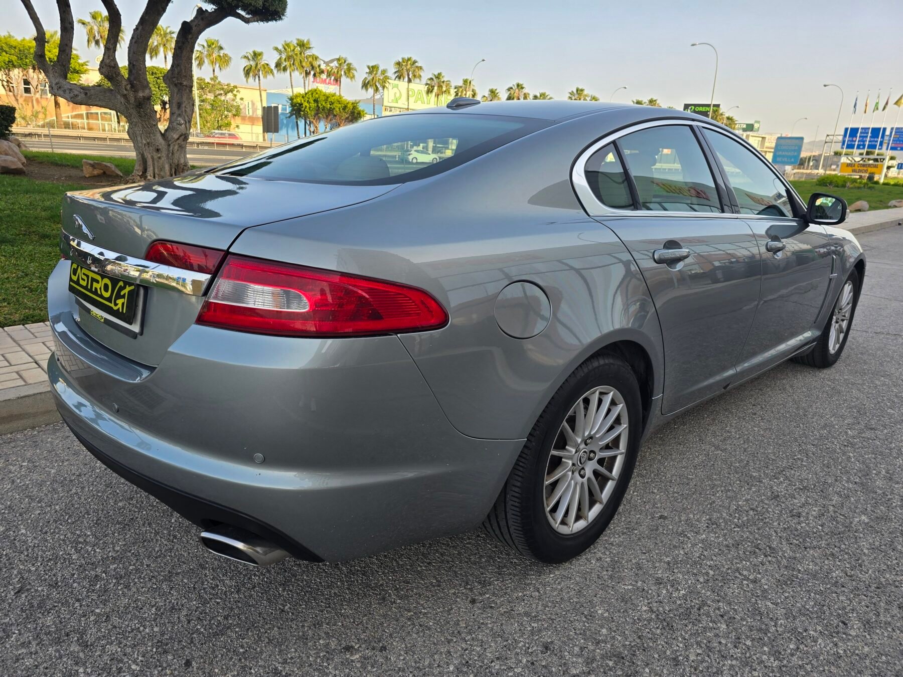JAGUAR XF 2.7D V6 PREMIUM LUXURY 206CV