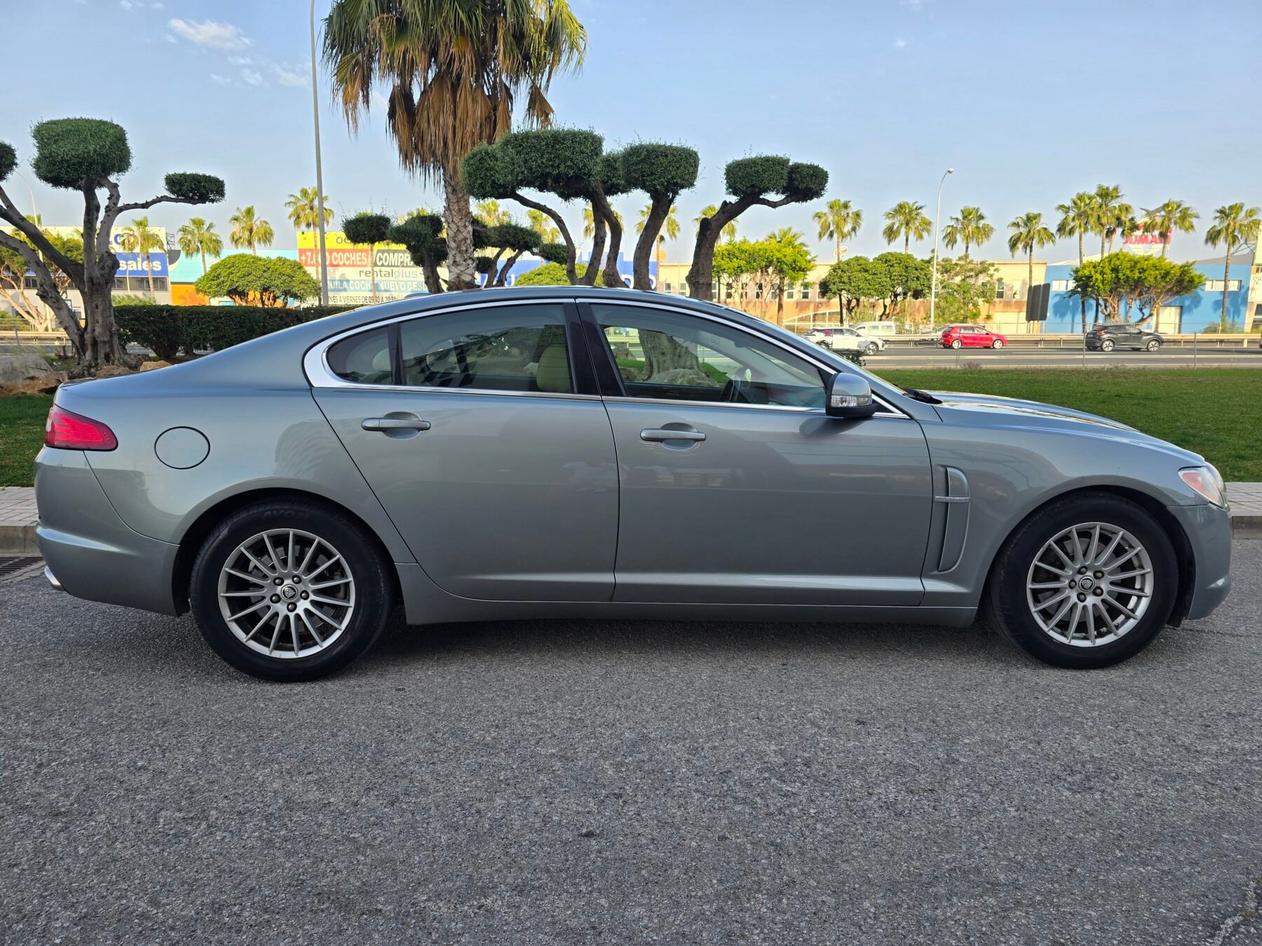 JAGUAR XF 2.7D V6 PREMIUM LUXURY 206CV