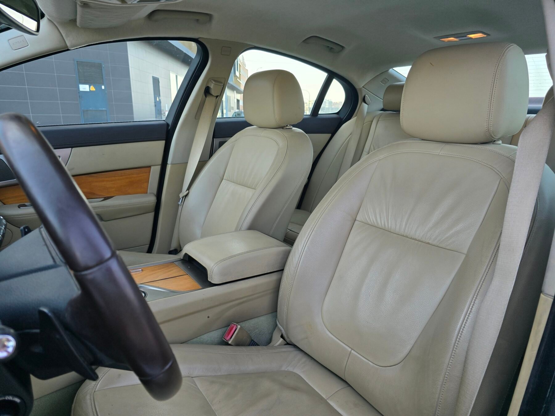 JAGUAR XF 2.7D V6 PREMIUM LUXURY 206CV