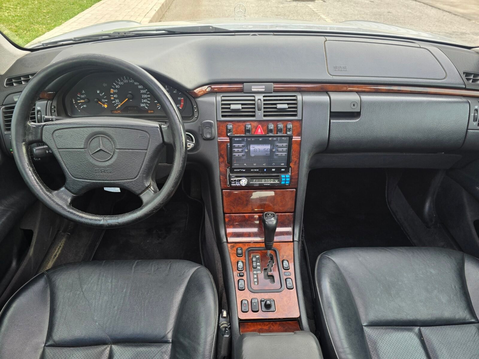 MERCEDES-BENZ CLASE E 300DT ELEGANCE 176CV 