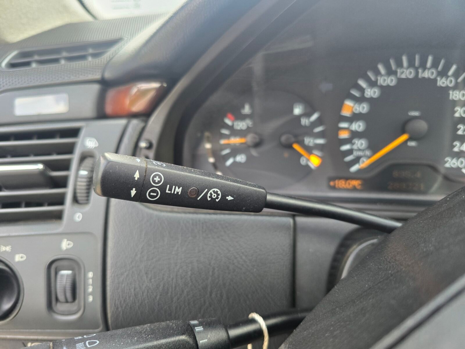 MERCEDES-BENZ CLASE E 300DT ELEGANCE 176CV 