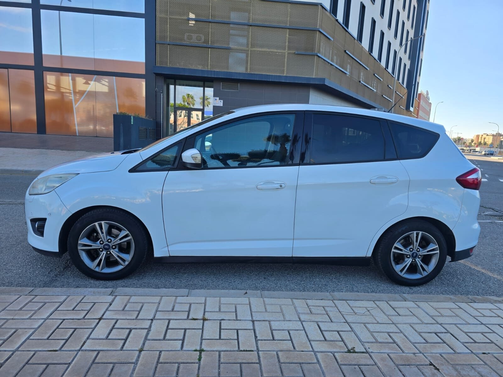 FORD C-MAX 1.0 TITANIUM 125CV