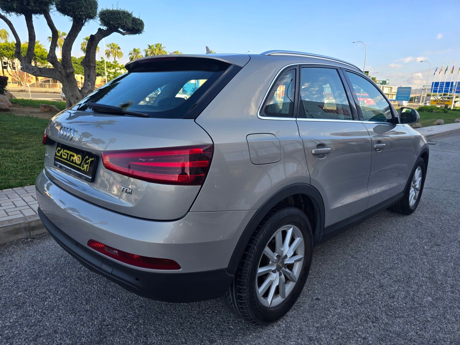 AUDI Q3 2.0TDI ADVANCE 140CV