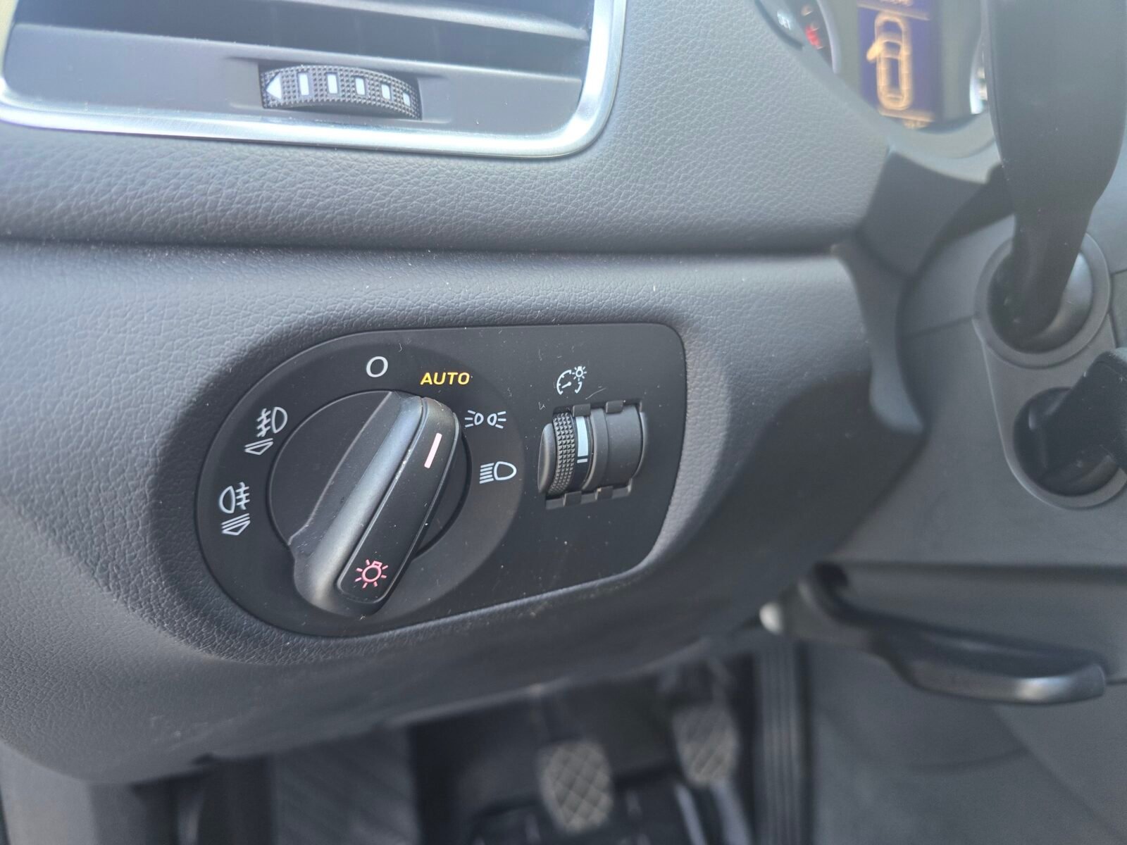 AUDI Q3 2.0TDI ADVANCE 140CV
