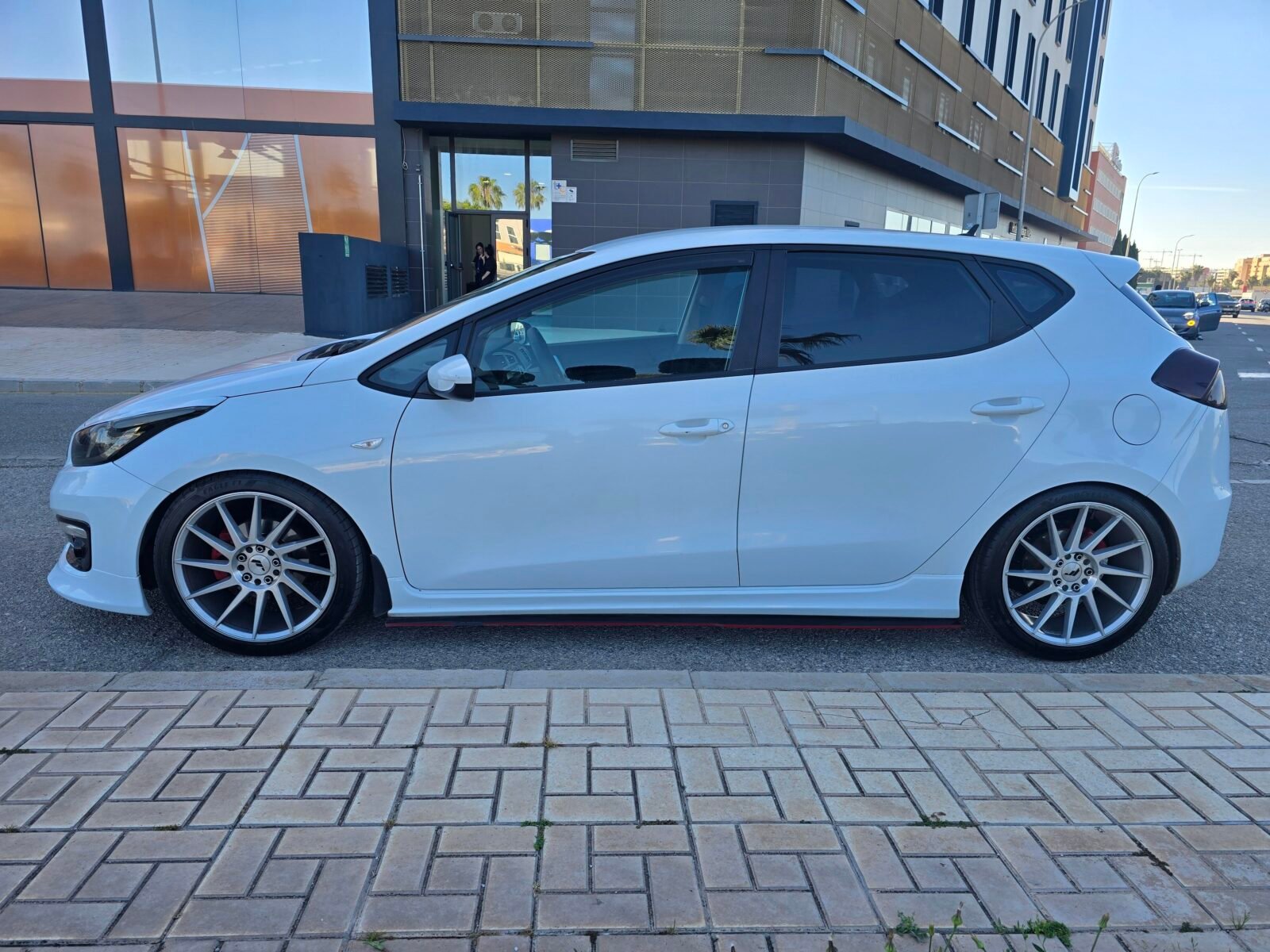 KIA CEED 1.4CRDi BUSINESS 90CV