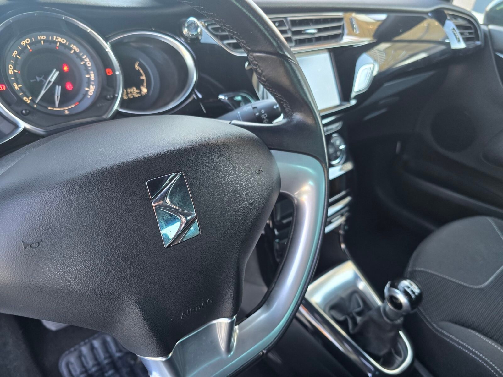 DS DS 3 1.6HDI STYLE 100CV