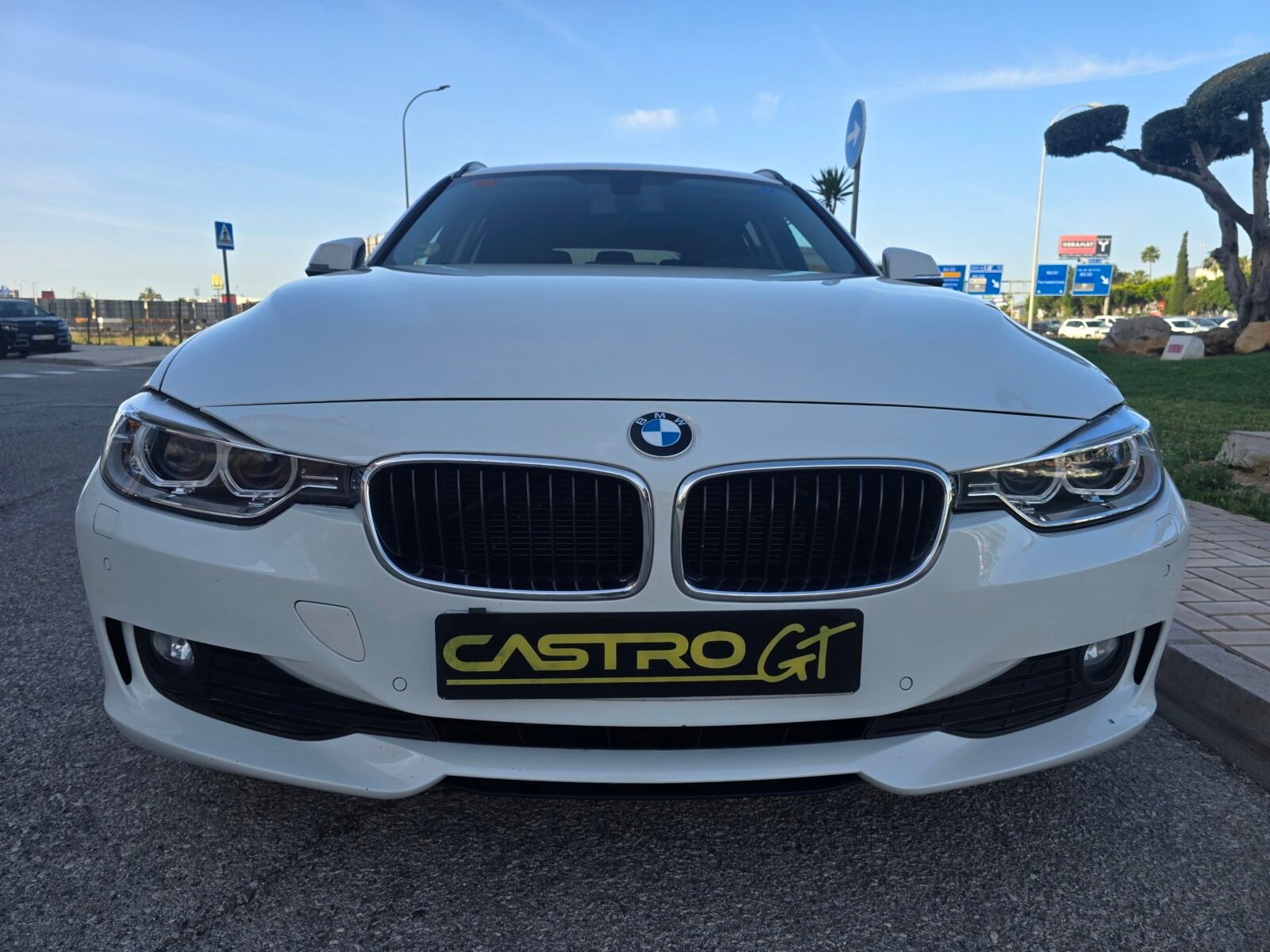 BMW Serie 3 318D TOURING 142CV