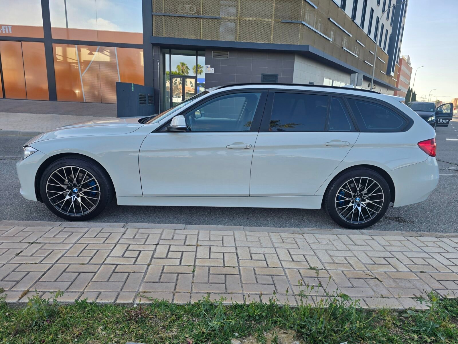 BMW Serie 3 318D TOURING 142CV
