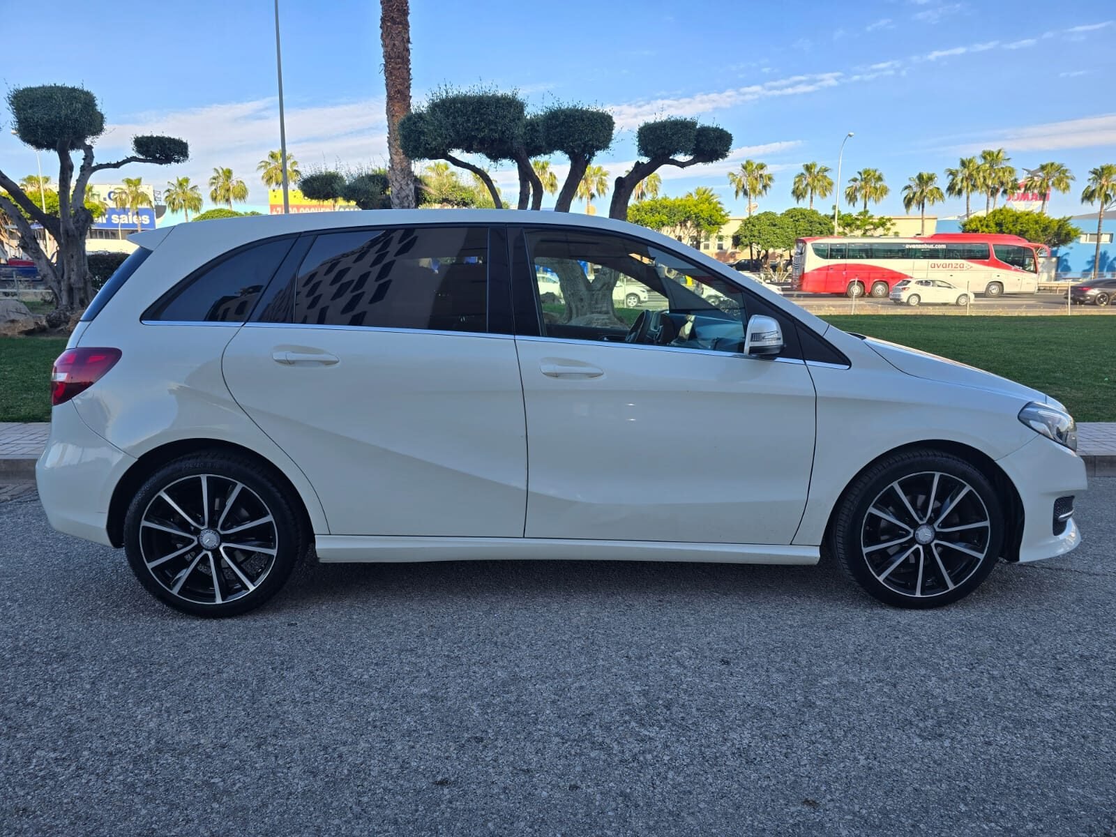 MERCEDES-BENZ CLASE B 180CDI SPORT 109CV