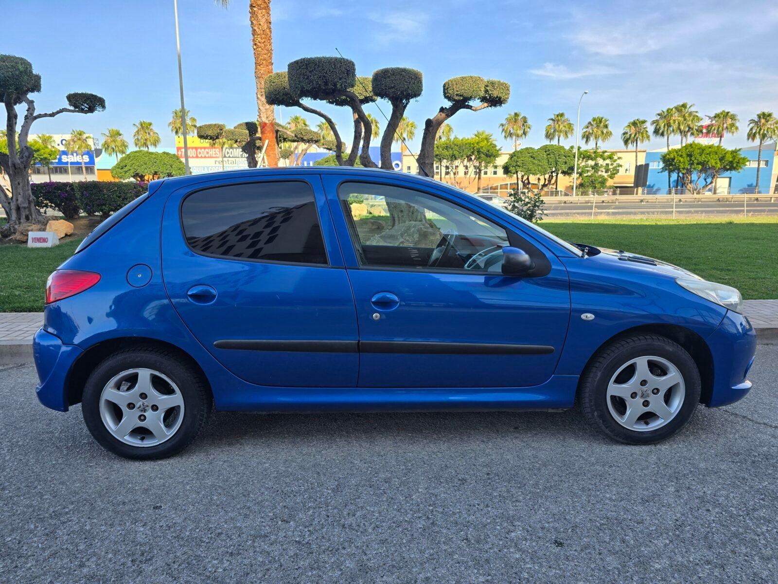 PEUGEOT 206+ 1.1 60CV