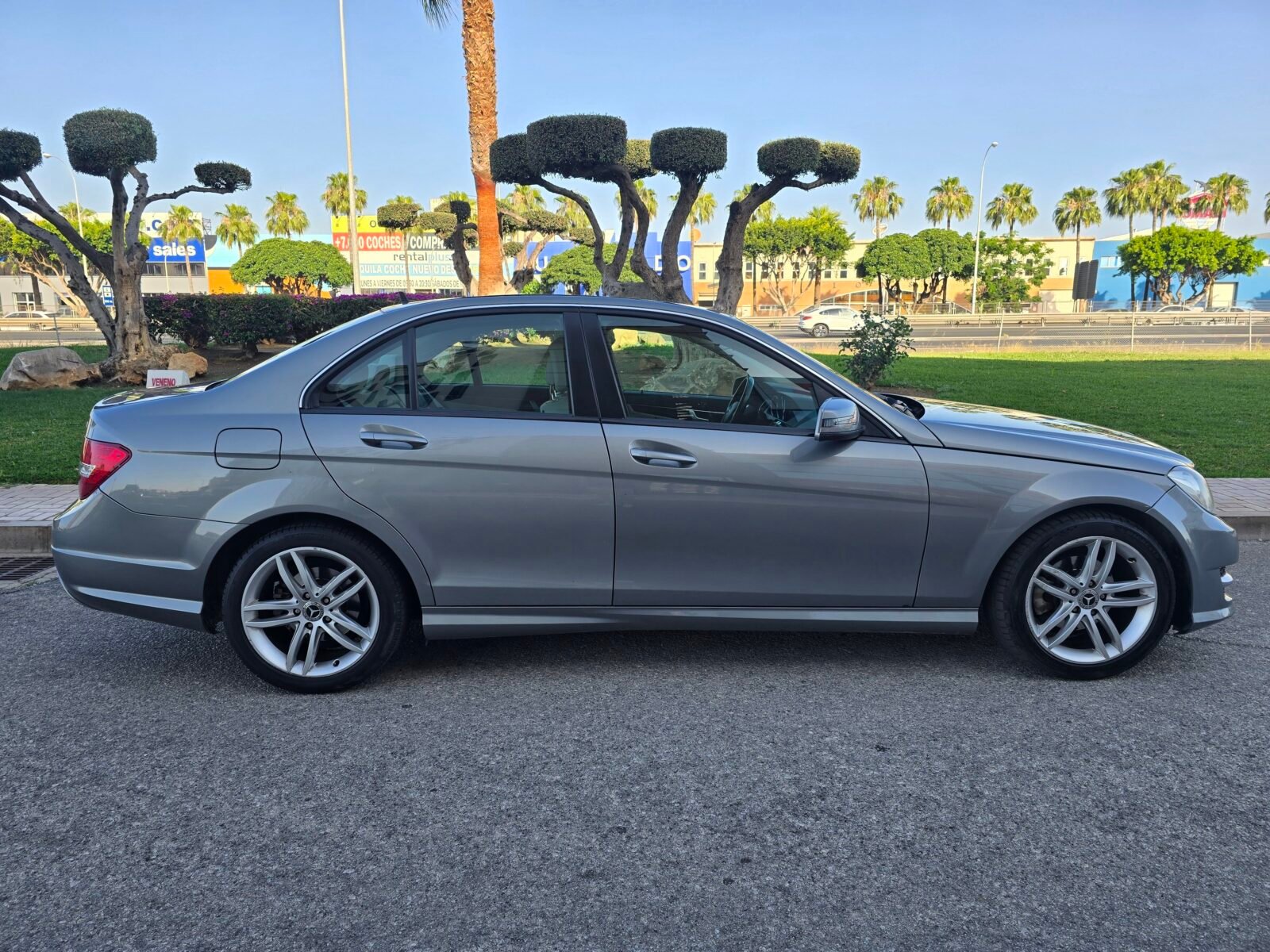 MERCEDES-BENZ Clase C 200 BLUE EFFICIENCY 136CV