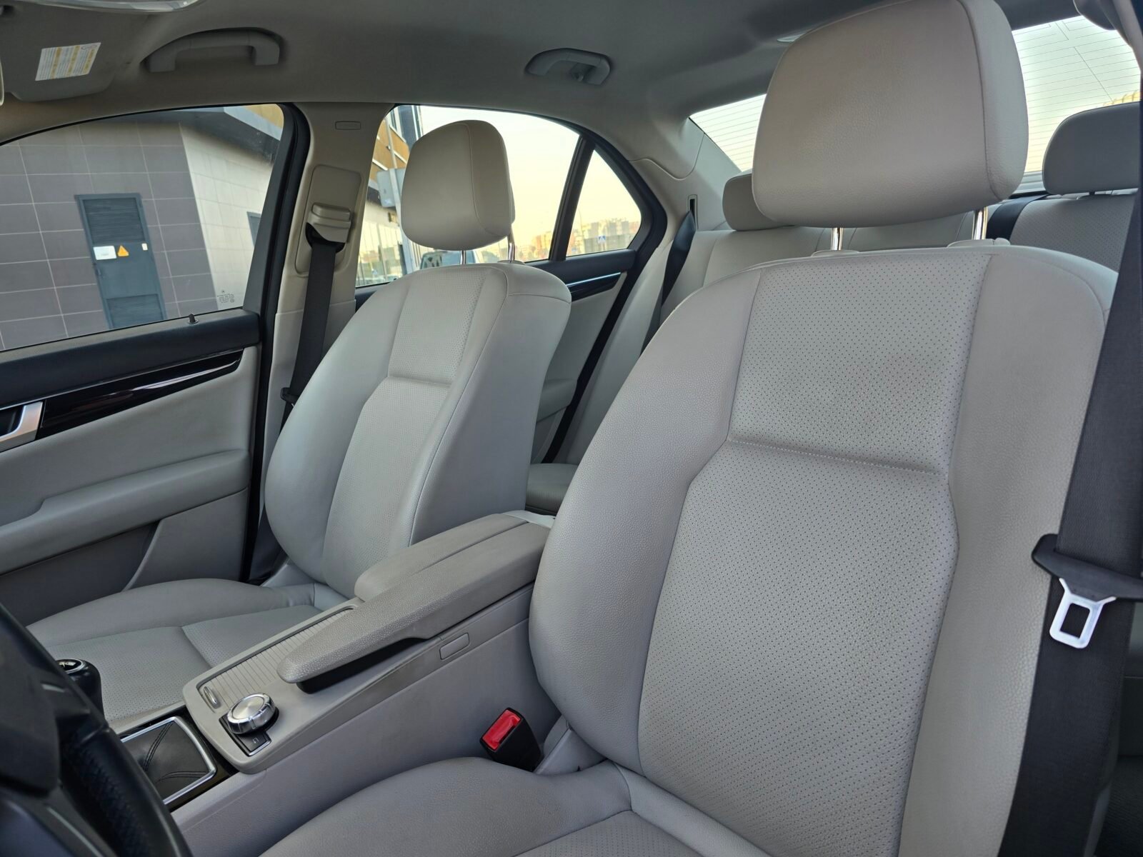 MERCEDES-BENZ Clase C 200 BLUE EFFICIENCY 136CV