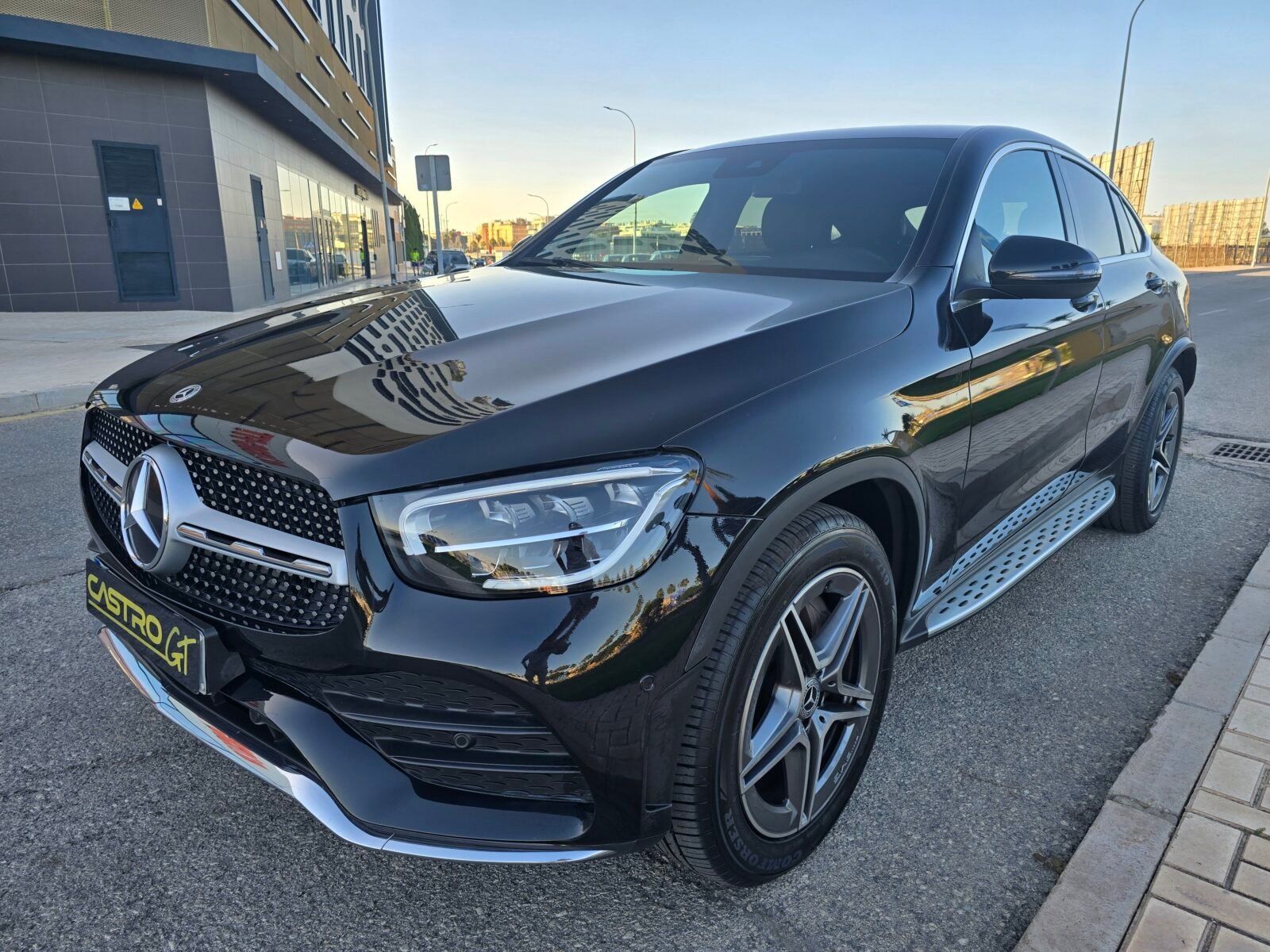 MERCEDES-BENZ CLASE GLC COUPÉ 220D AMG 4MATIC 195CV