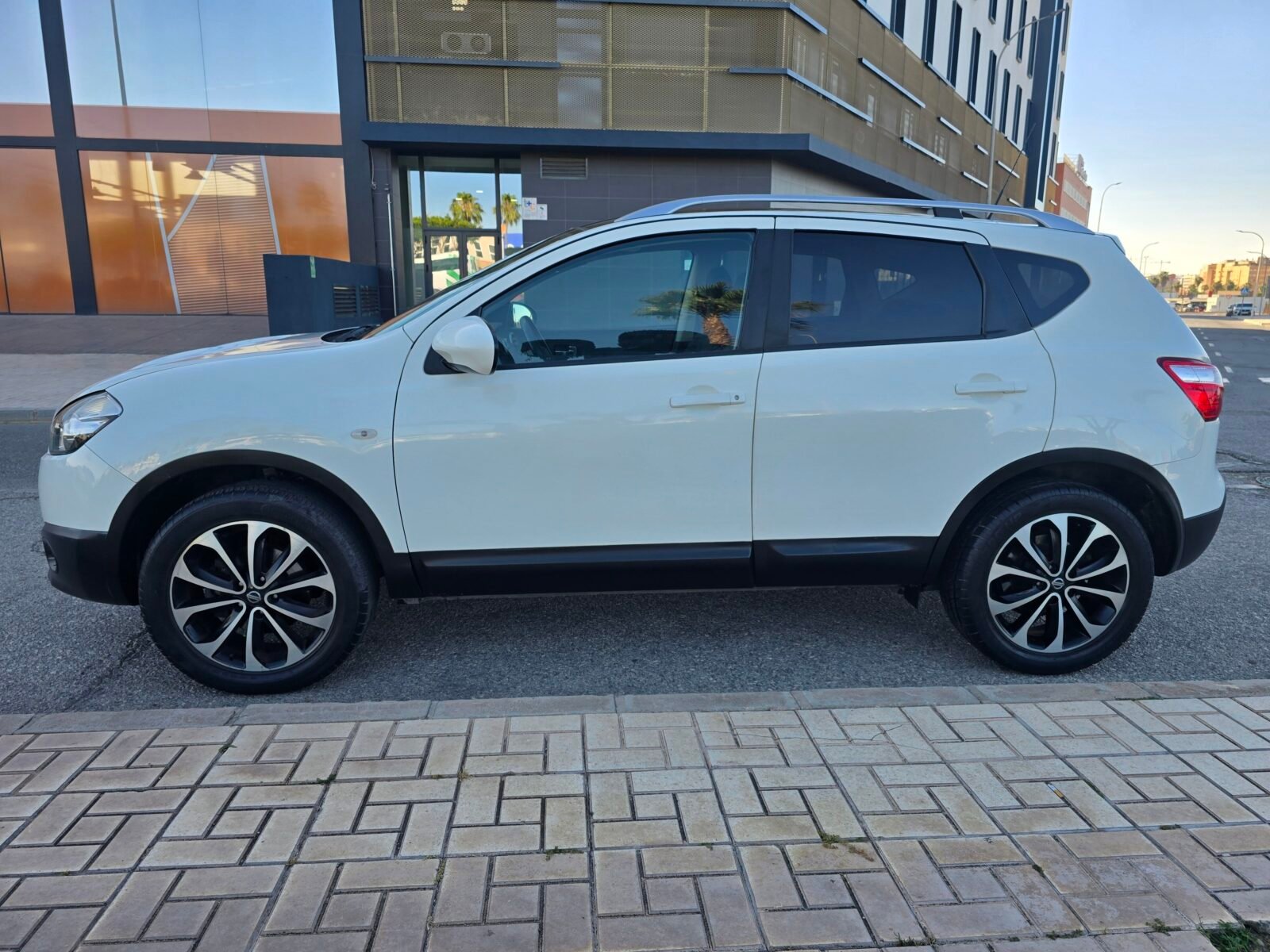 NISSAN Qashqai 1.5DCI TEKNA SPORT 110