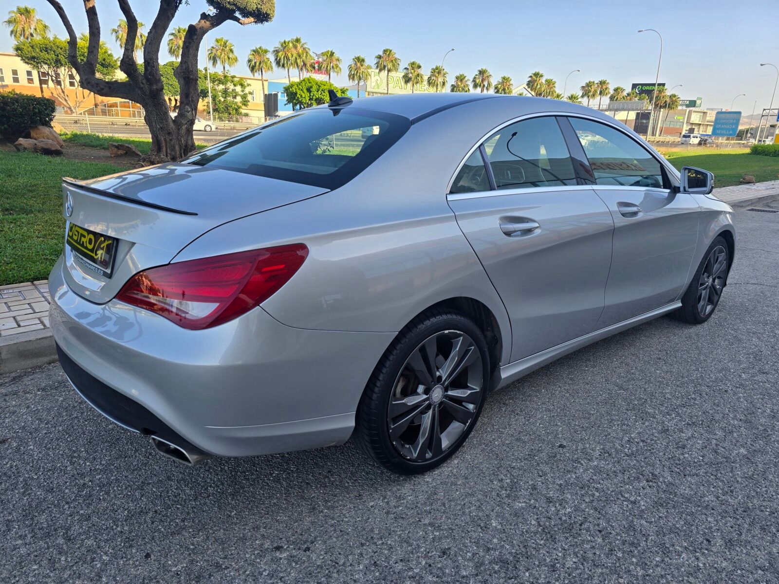 MERCEDES-BENZ CLASE CLA 200 AMG PACK 170CV