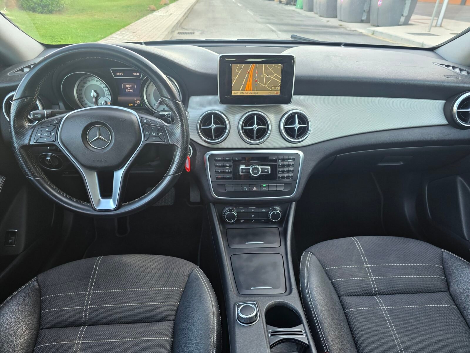 MERCEDES-BENZ CLASE CLA 200 AMG PACK 170CV