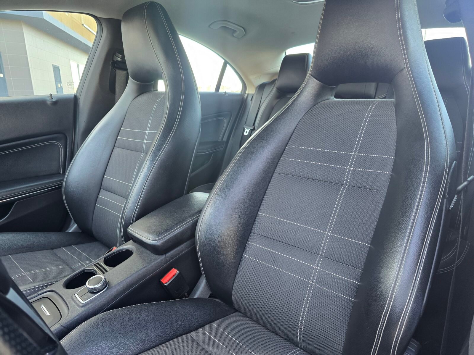 MERCEDES-BENZ CLASE CLA 200 AMG PACK 170CV