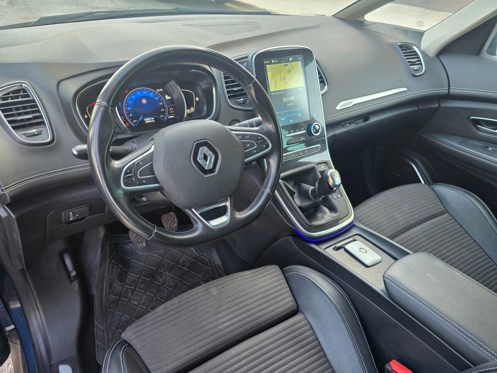 RENAULT SCENIC ZEN BLUE DCI BOSE EDITION 120CV