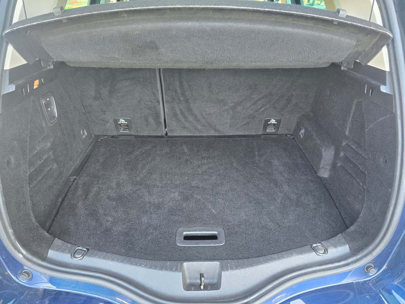 RENAULT SCENIC ZEN BLUE DCI BOSE EDITION 120CV