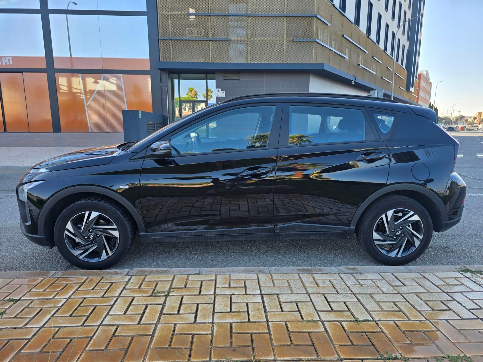 HYUNDAI BAYON 1.0TGDI TECNO 48V 100CV