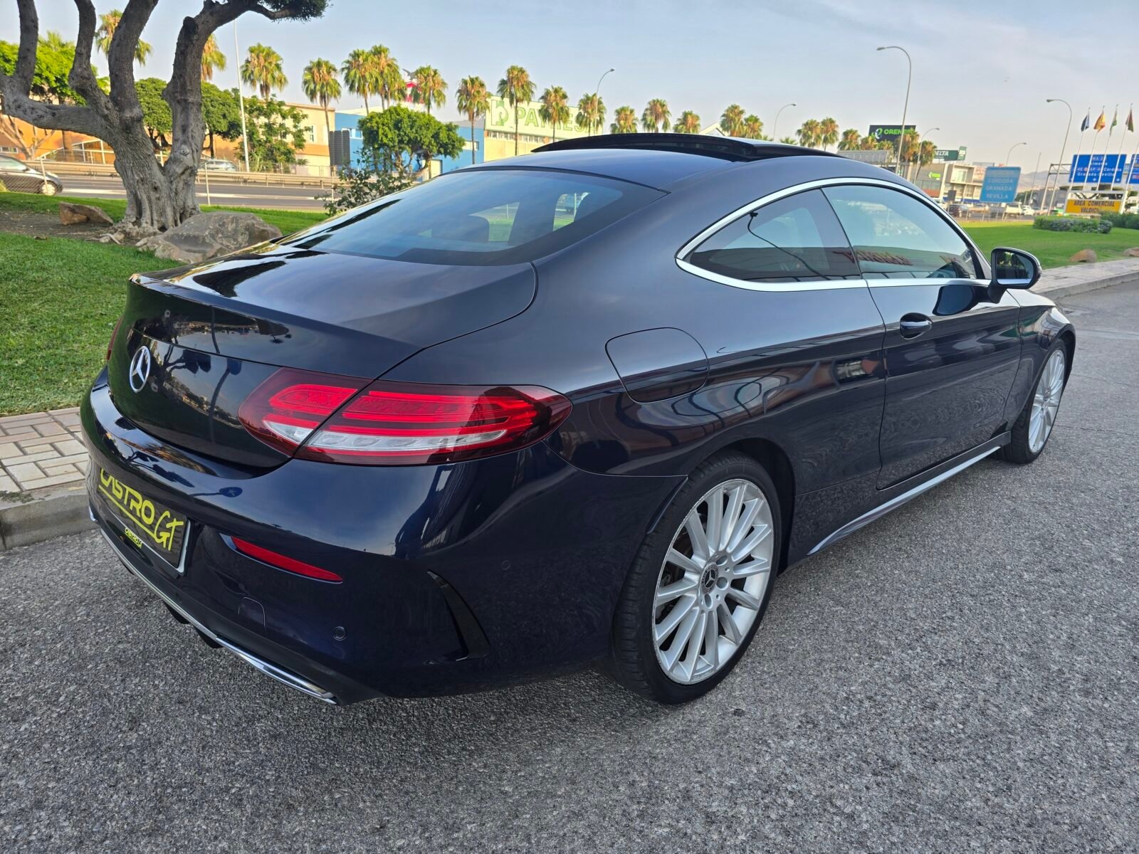 MERCEDES-BENZ CLASE C COUPÉ 220D AMG 194CV