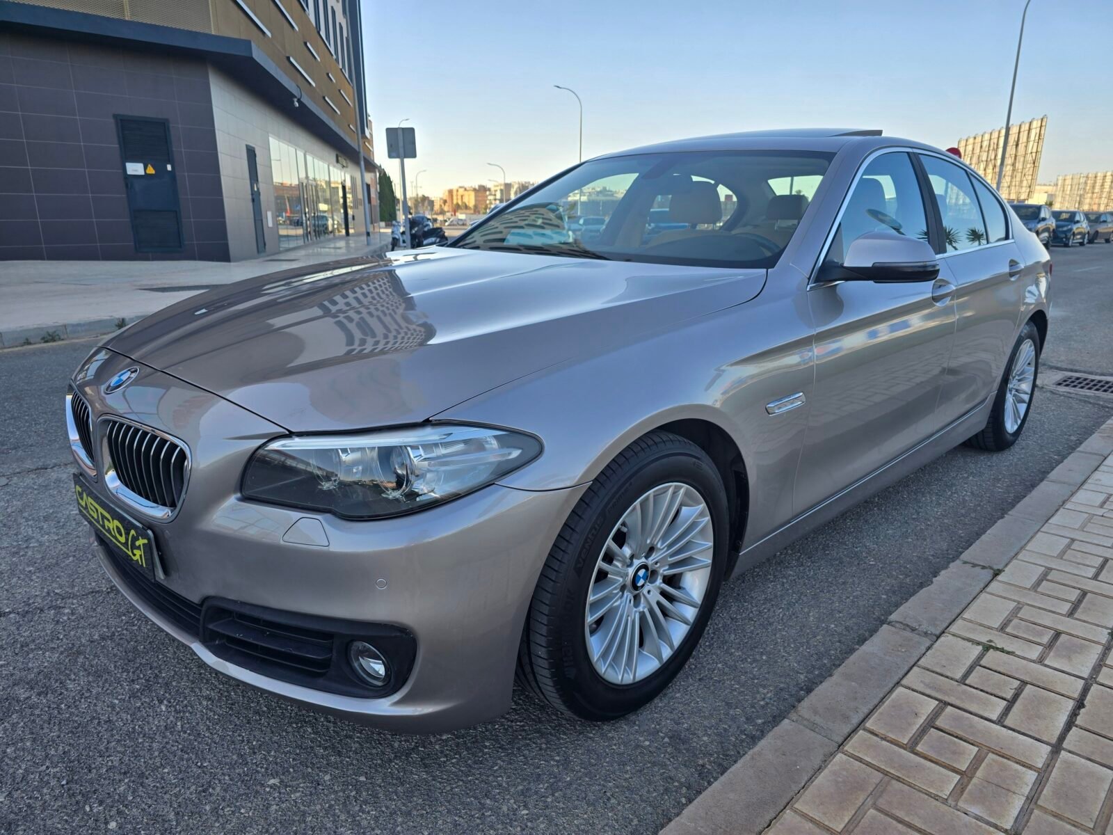 BMW Serie 5 525D 196CV