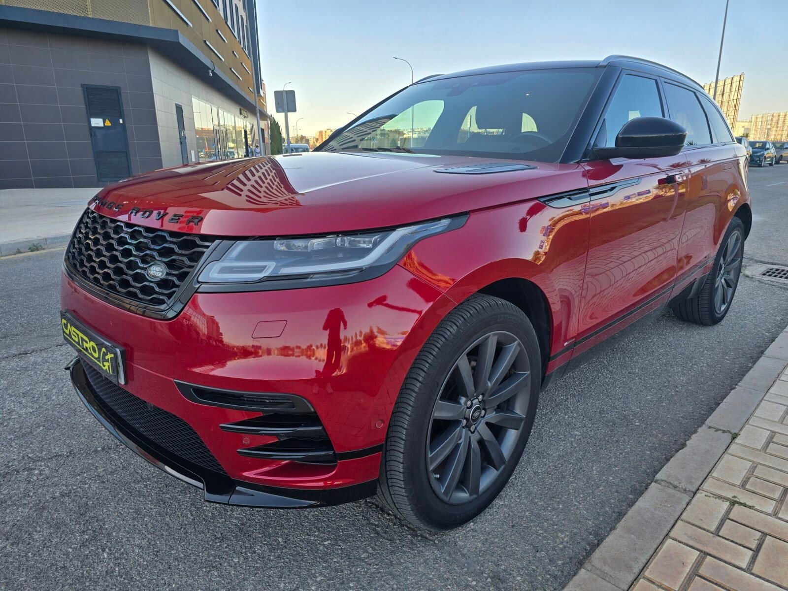 LAND-ROVER RANGE ROVER VELAR 2.0 P250 R-DYNAMIC S 4WD AUTO 250CV