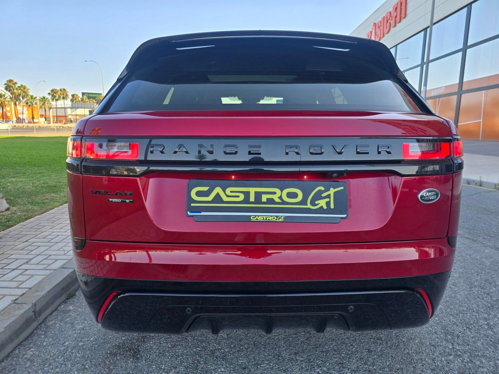 LAND-ROVER RANGE ROVER VELAR 2.0 P250 R-DYNAMIC S 4WD AUTO 250CV