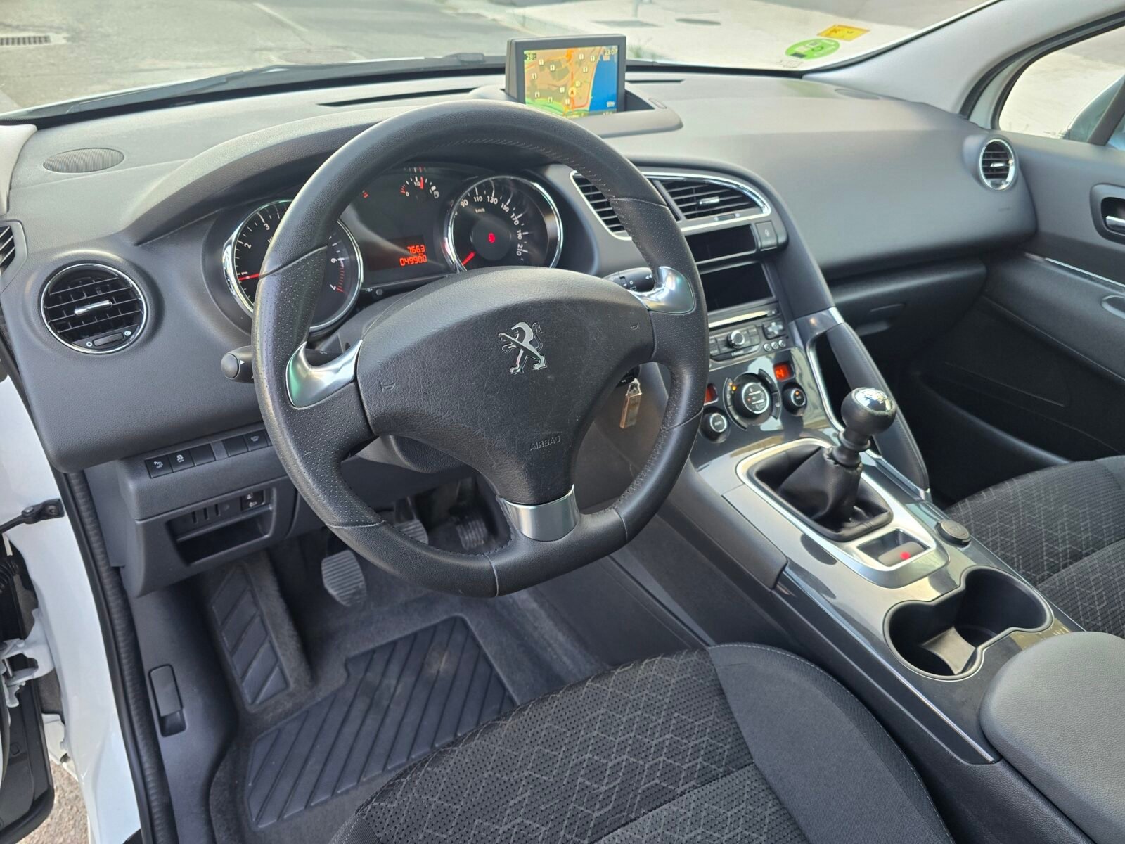 PEUGEOT 3008 1.2 STYLE 130CV
