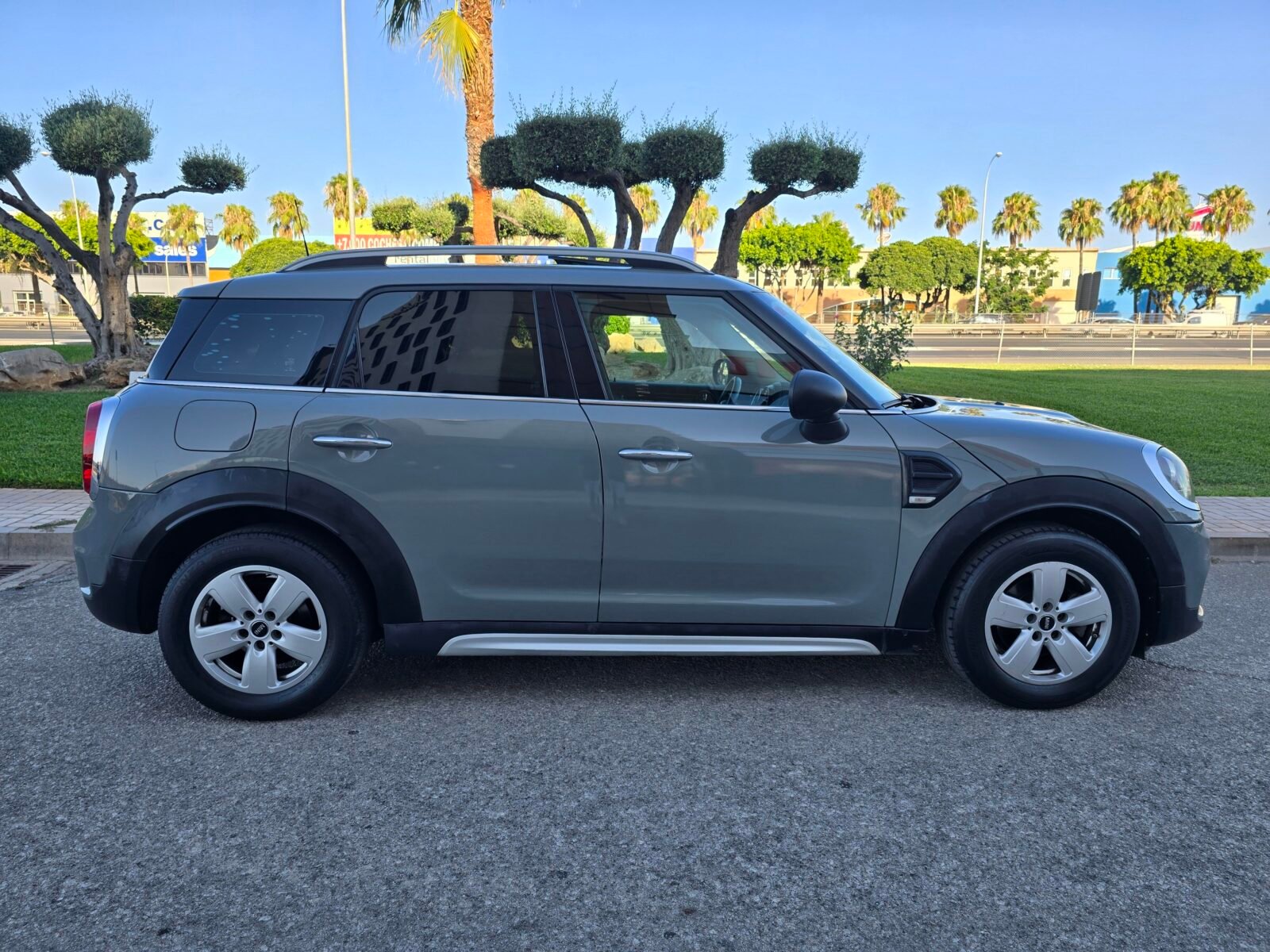 MINI COUNTRYMAN ONE AUTO 102CV