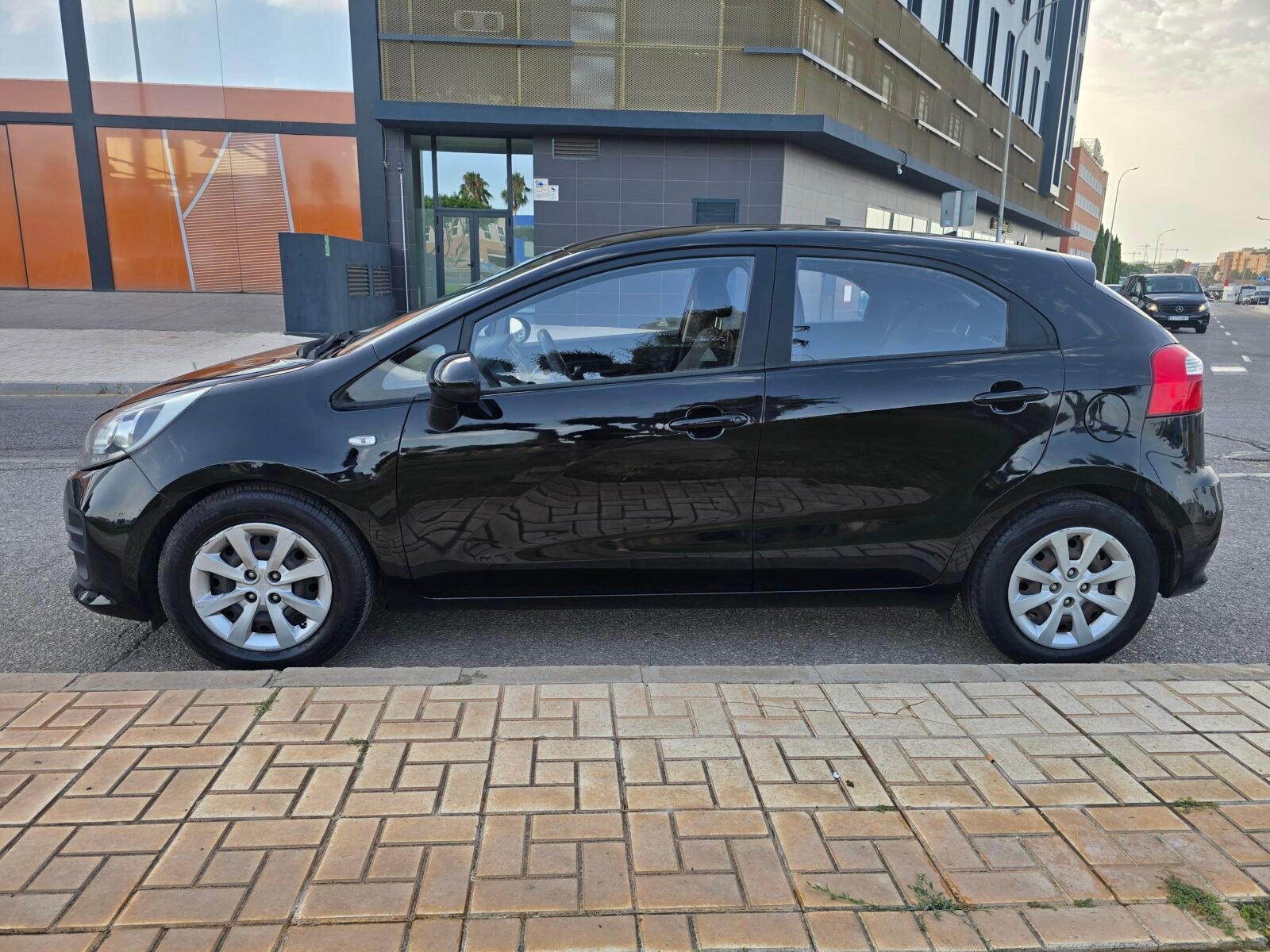KIA RIO 1.2 CVVT DRIVE 82CV