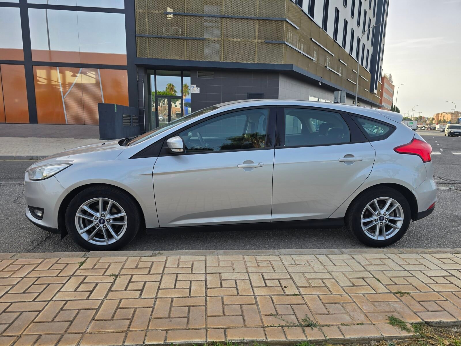 FORD FOCUS 1.0 ECOBOOST TITANIUM 125CV