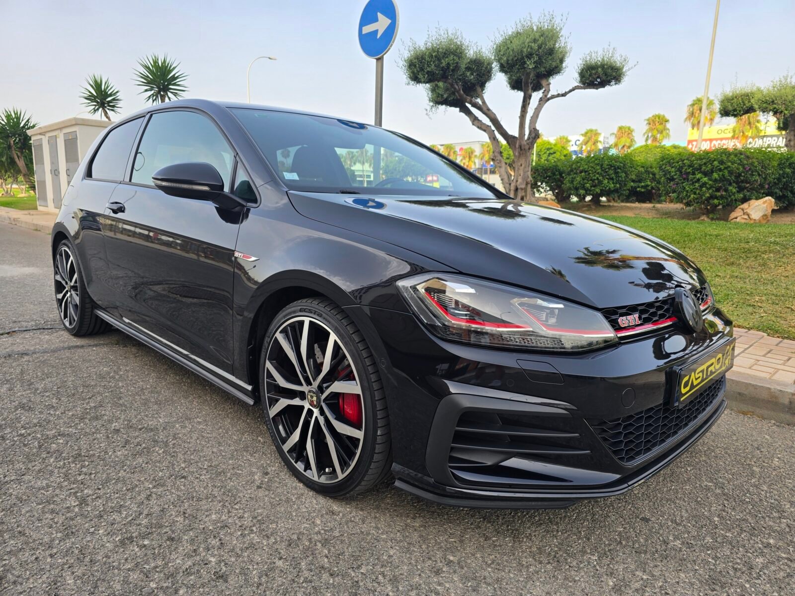 VOLKSWAGEN Golf GTI PERFORMANCE 2.0 TSI 245CV
