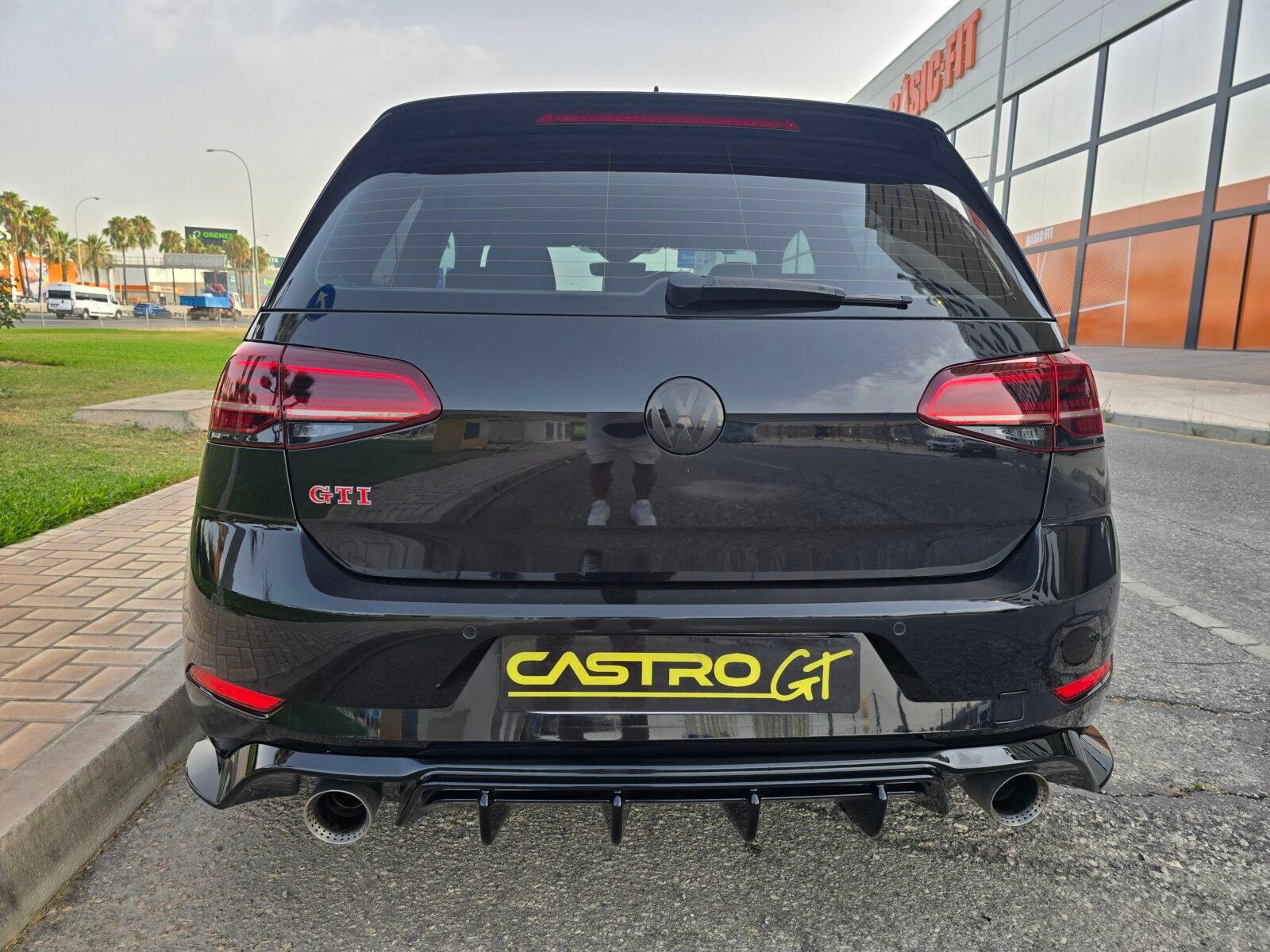 VOLKSWAGEN Golf GTI PERFORMANCE 2.0 TSI 245CV