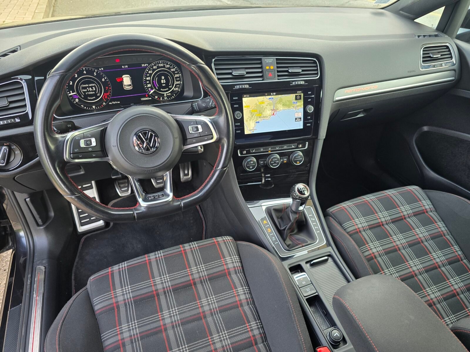 VOLKSWAGEN Golf GTI PERFORMANCE 2.0 TSI 245CV
