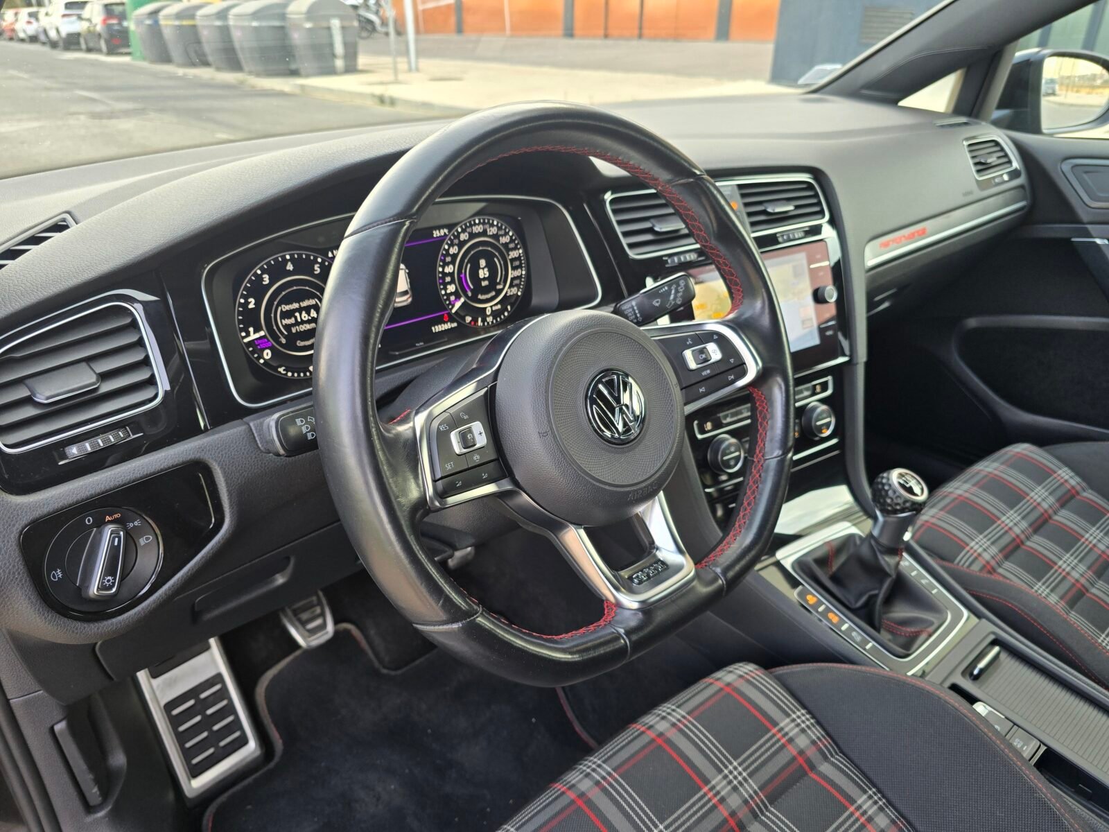 VOLKSWAGEN Golf GTI PERFORMANCE 2.0 TSI 245CV