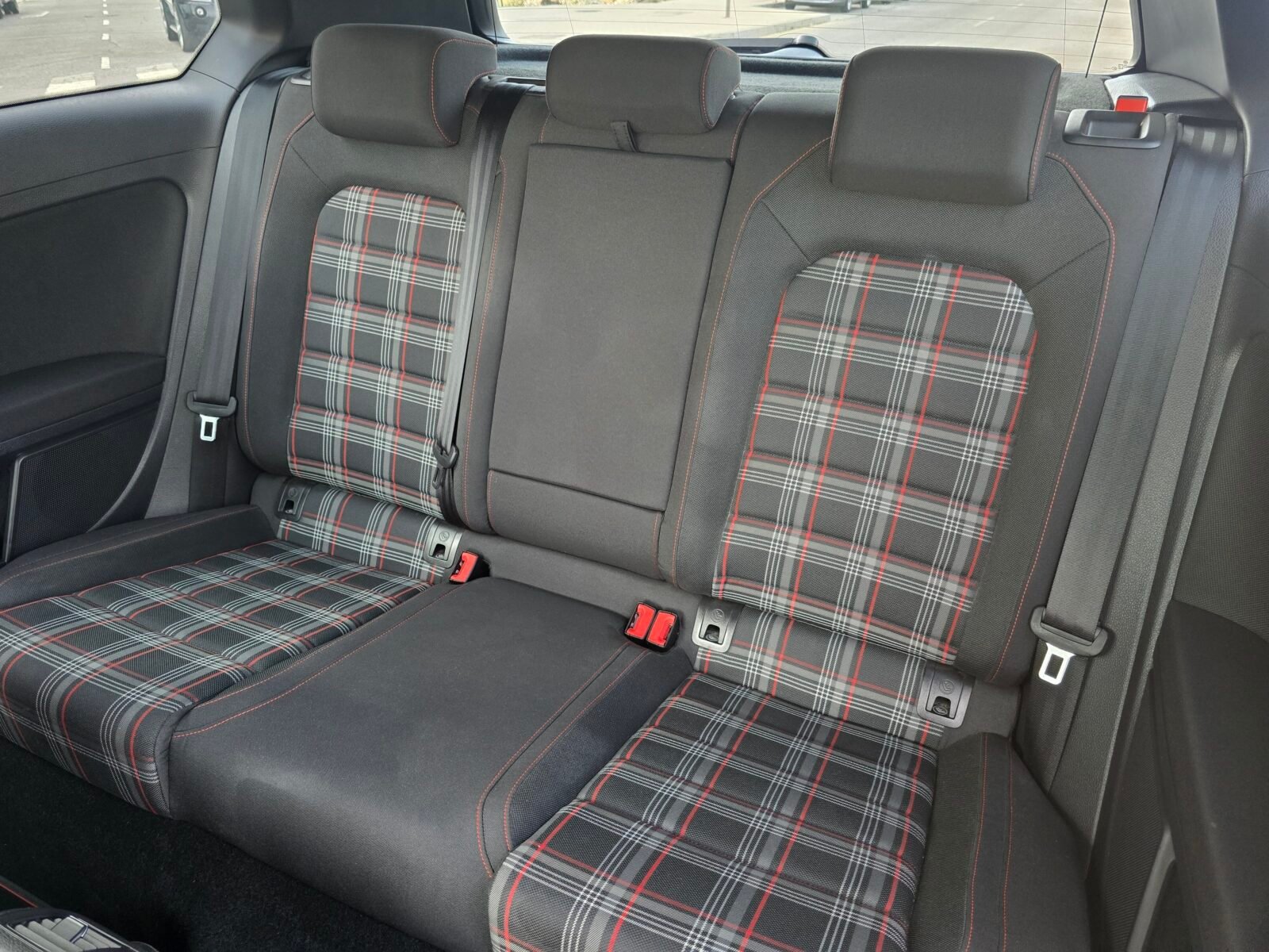 VOLKSWAGEN Golf GTI PERFORMANCE 2.0 TSI 245CV