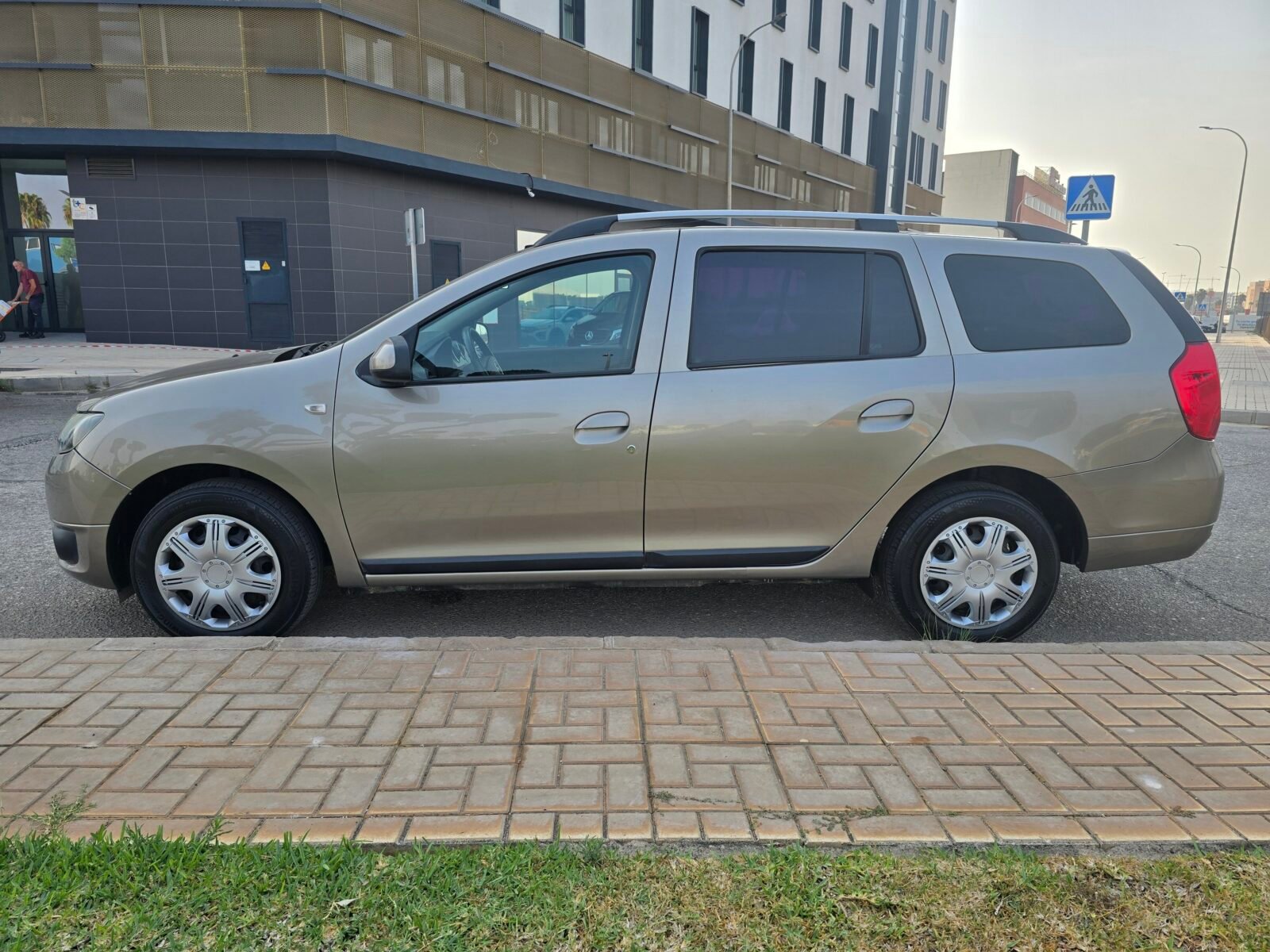 DACIA Logan 1.5DCI LAUREATE 75CV