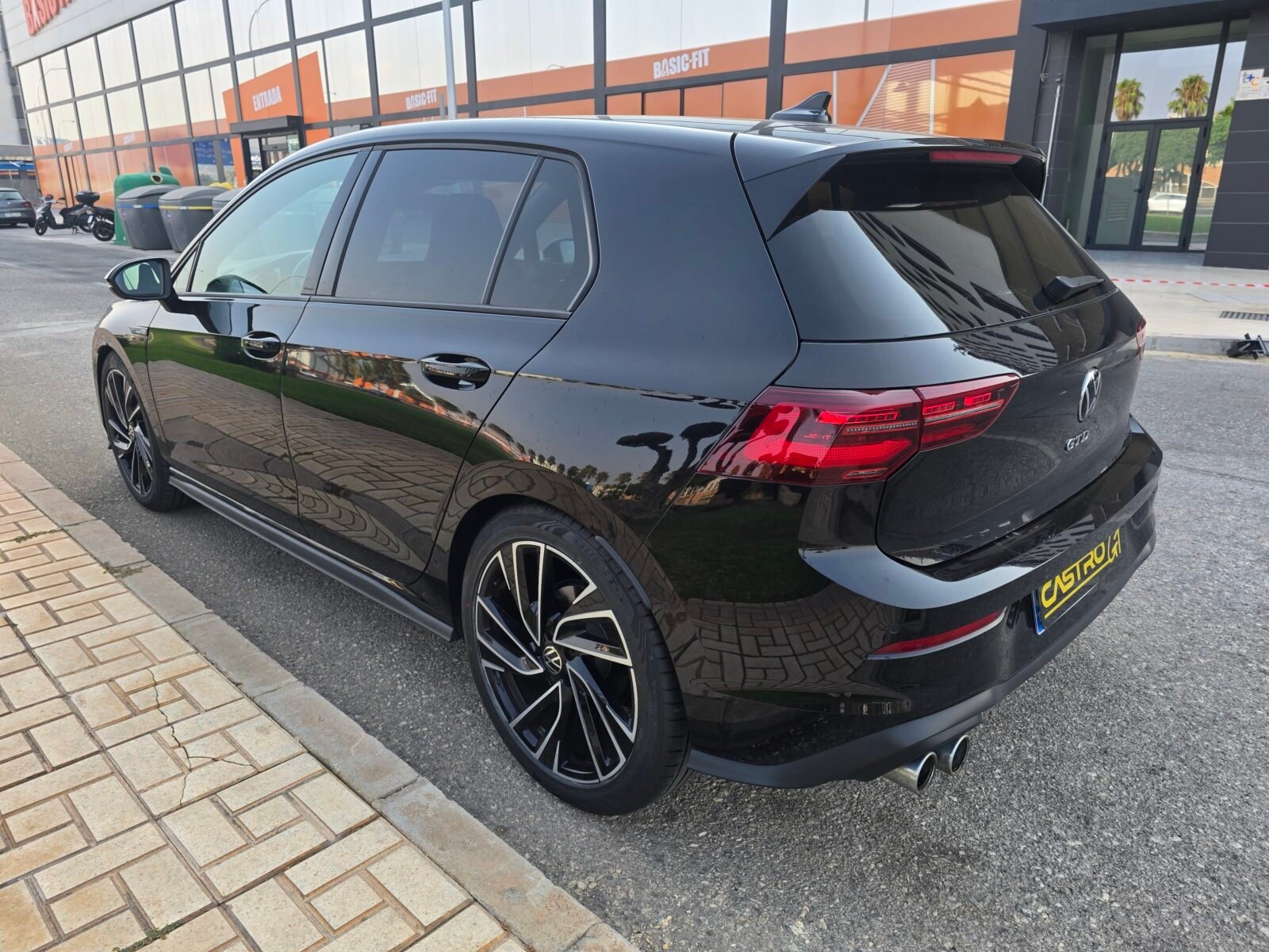 VOLKSWAGEN Golf GTD 2.0TDI DSG 200CV