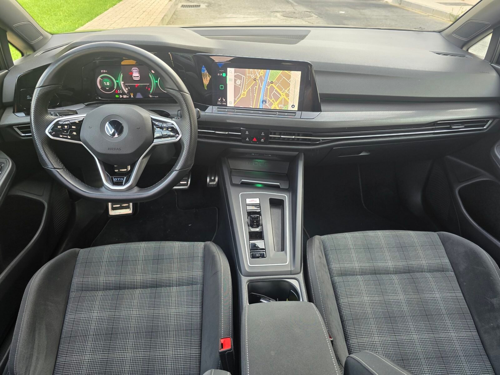VOLKSWAGEN Golf GTD 2.0TDI DSG 200CV